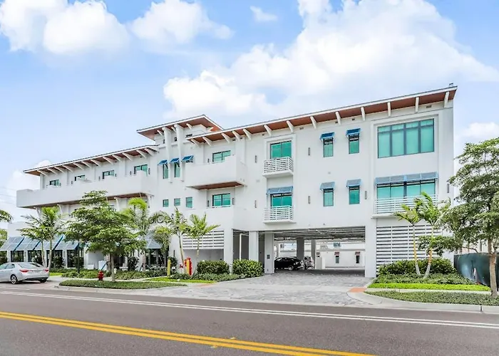 Soce Flats 209